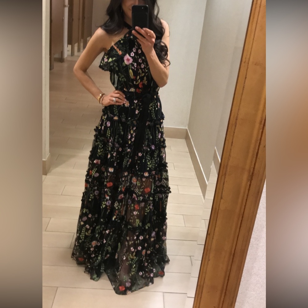 Alexis gown - Picture 3 of 7